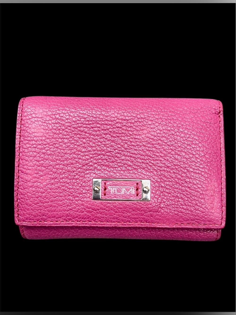 TUMI Leather Trifold Wallet Card Slots ID Case Coin Holder Snap Closure Berry